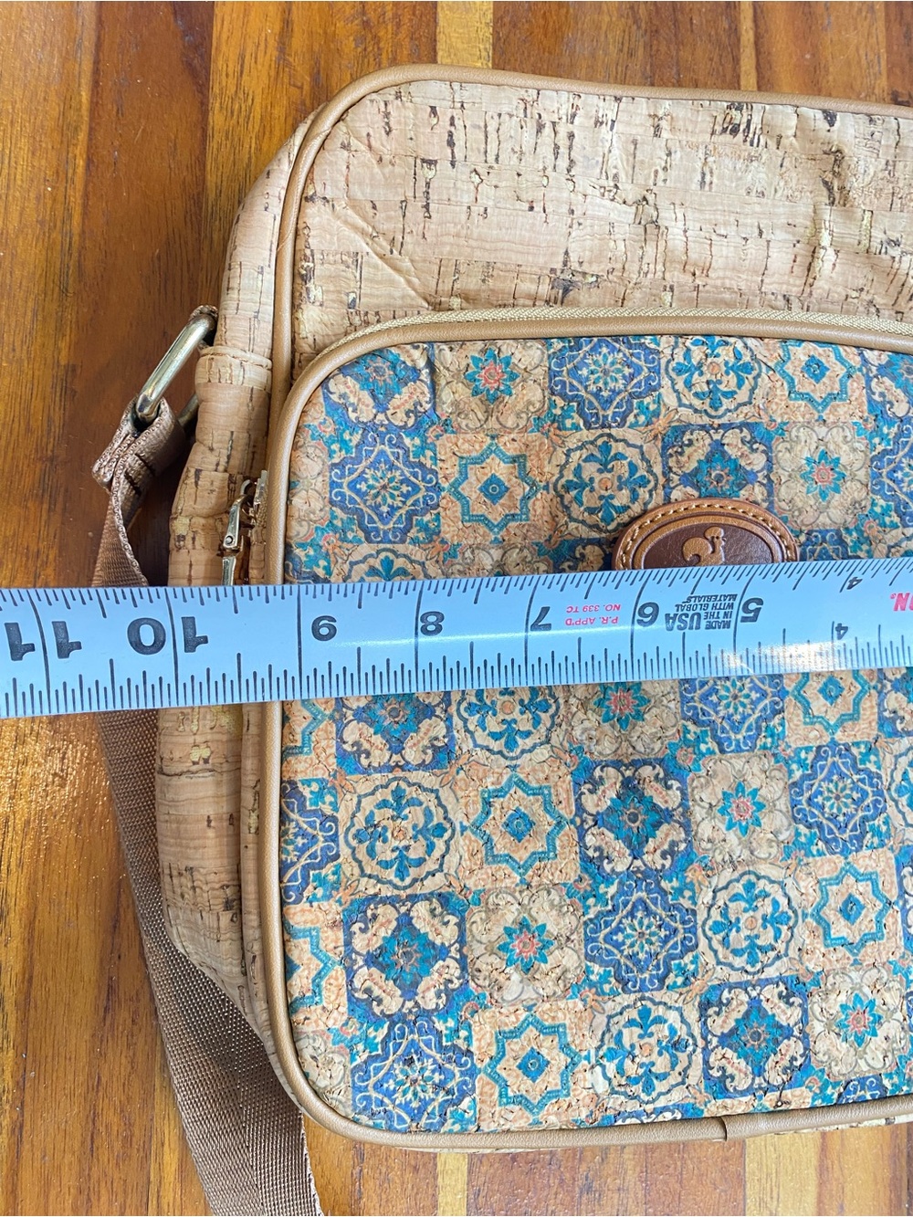 PORTUGAL Natural Cork Bag - Sustainable crossbody bag blue tile pattern - Picture 6 of 13